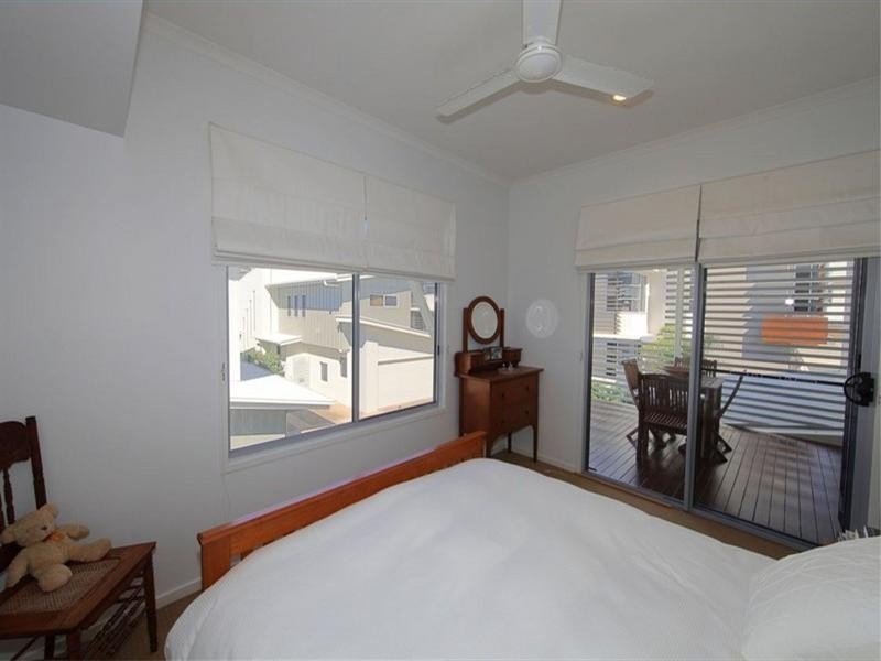 1/98 Miller Street, Bargara QLD 4670