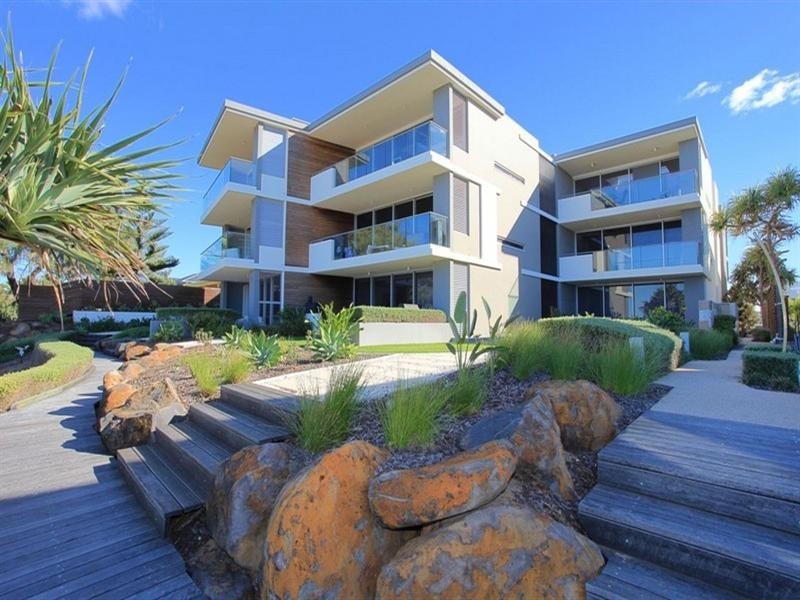 301/32-34 Miller Street, Bargara QLD 4670