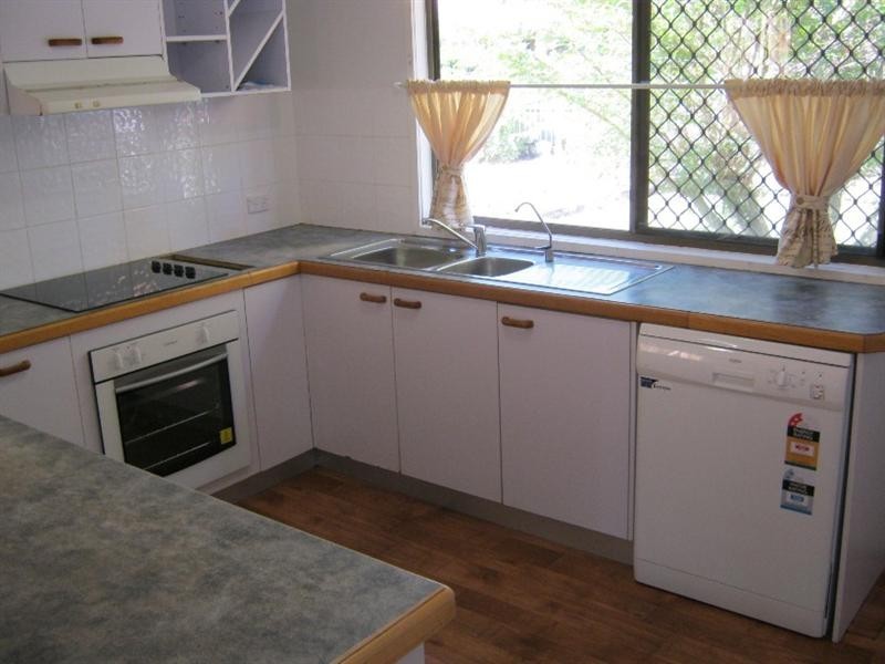 1 Seabreeze Street, Bargara QLD 4670