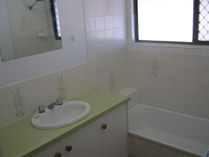 1 Seabreeze Street, Bargara QLD 4670