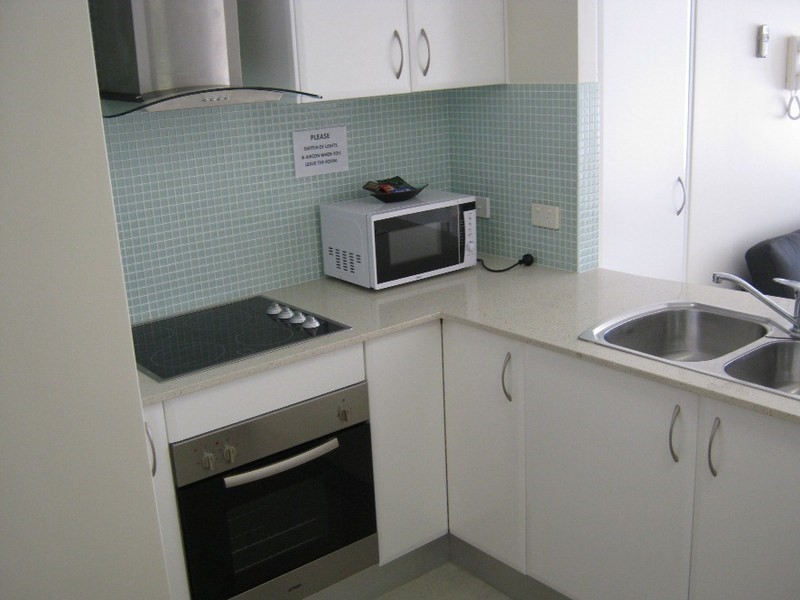 U 17 5-7 Cnr See and Whalley Streets, Bargara QLD 4670