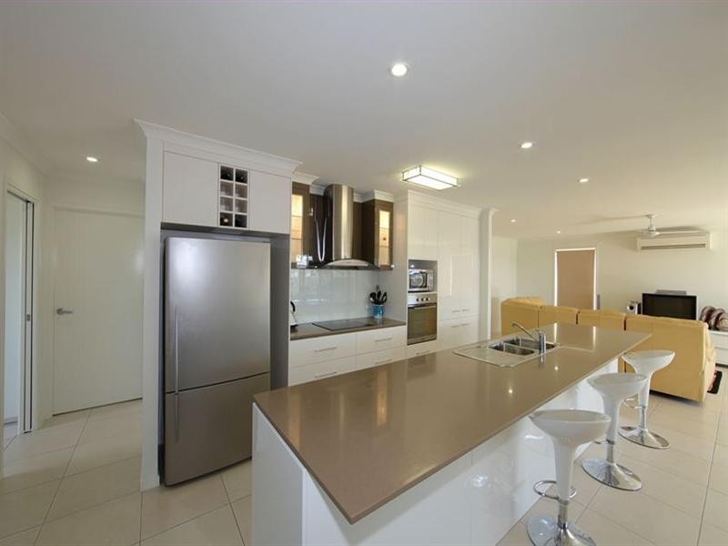 3 Evas Way, Bargara QLD 4670