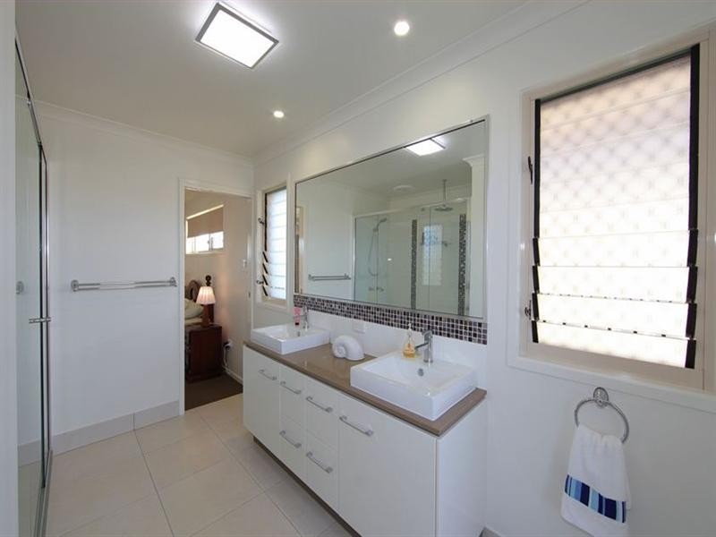 3 Evas Way, Bargara QLD 4670