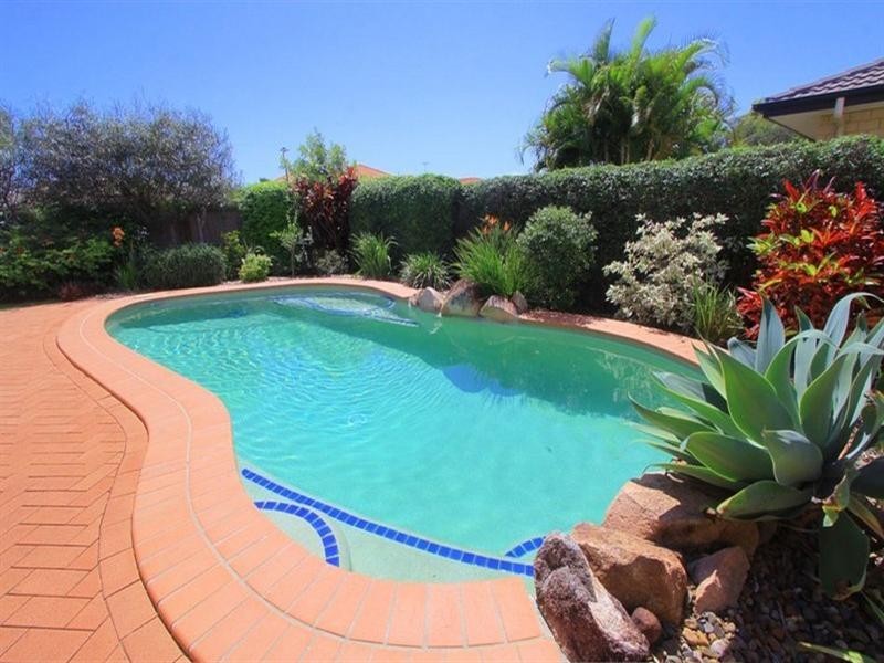 15 Birchdale Drive, Bargara QLD 4670