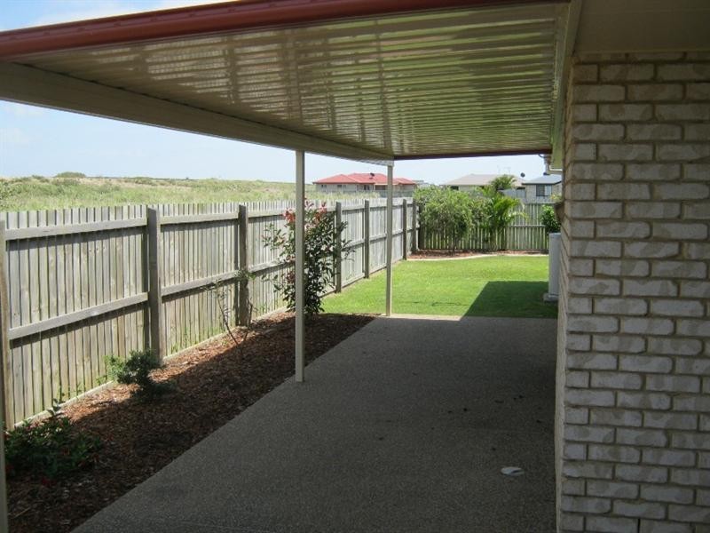 6 Federation Street, Bargara QLD 4670