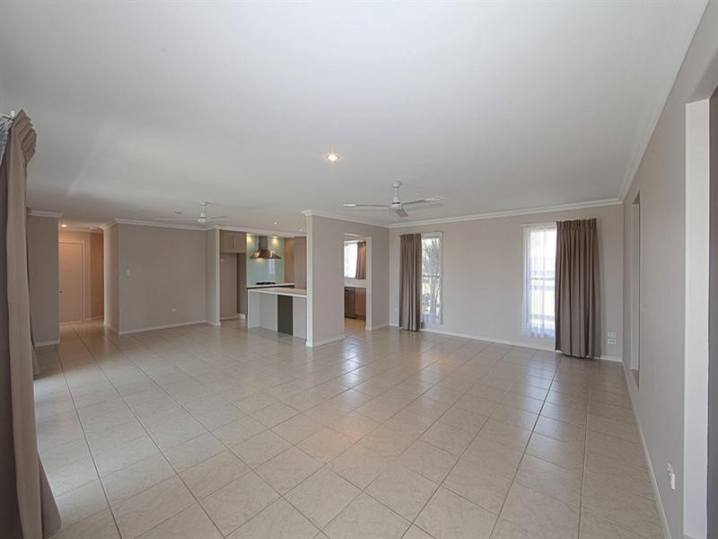 43 McCavanagh Street, Bargara QLD 4670