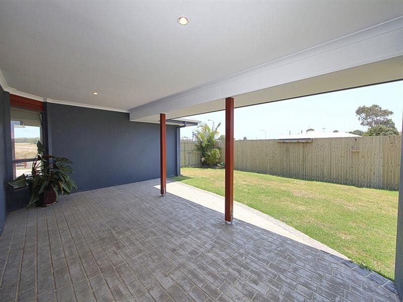 43 McCavanagh Street, Bargara QLD 4670