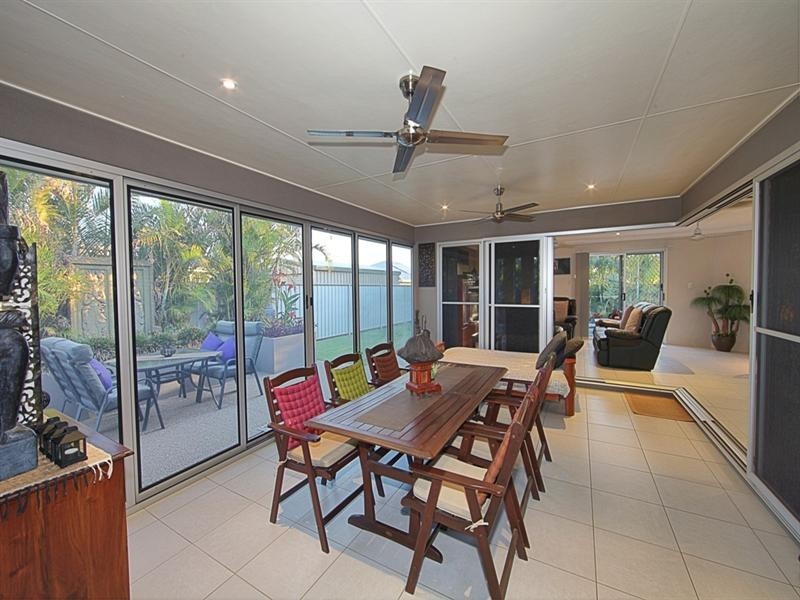 30 Baker-Finch Drive, Bargara QLD 4670