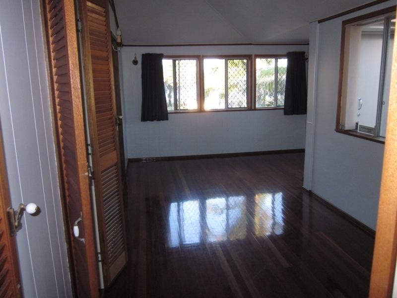 2 Whalley Street, Bargara QLD 4670