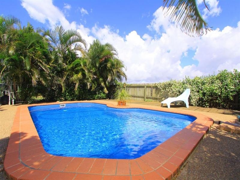 229 Barolin Esplanade, Coral Cove QLD 4670