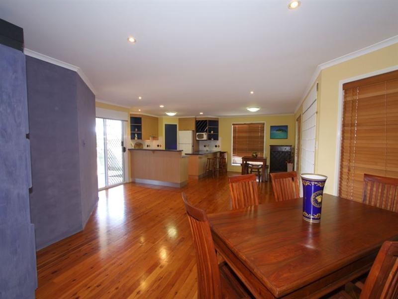 229 Barolin Esplanade, Coral Cove QLD 4670