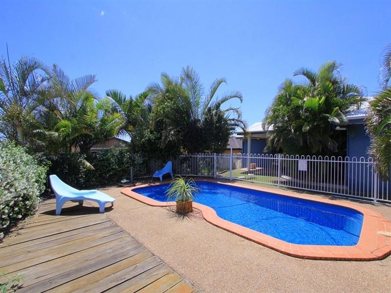 229 Barolin Esplanade, Coral Cove QLD 4670