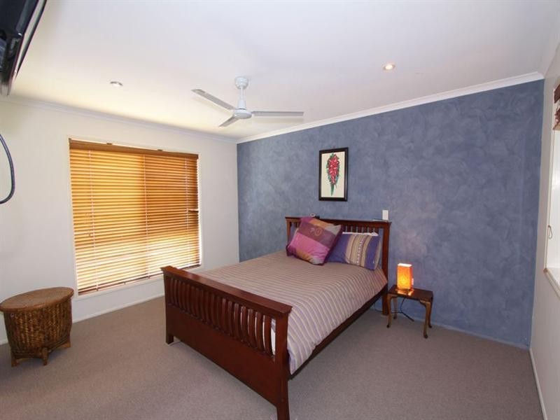 229 Barolin Esplanade, Coral Cove QLD 4670