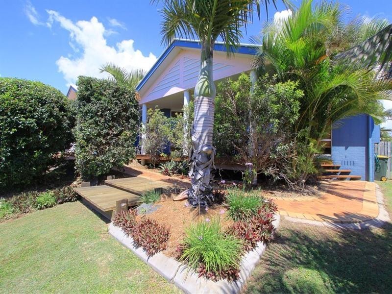 229 Barolin Esplanade, Coral Cove QLD 4670