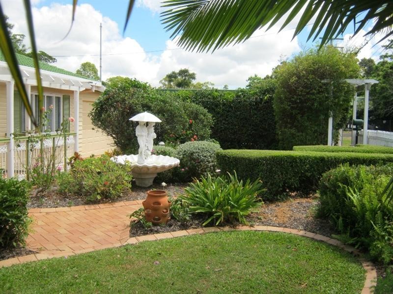 54 McNeilly Street, Svensson Heights QLD 4670