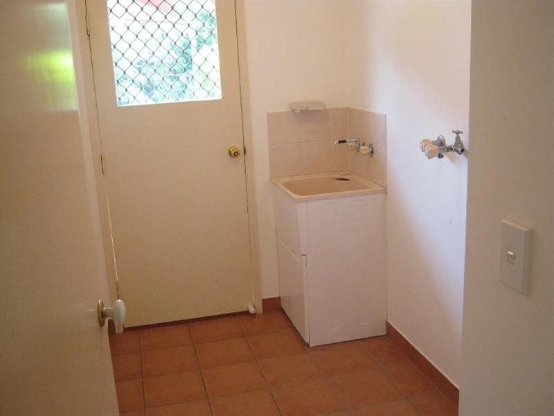 4 Settlers Court, Bargara QLD 4670