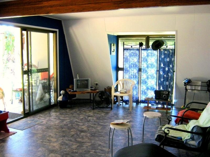 Moore Park Beach QLD 4670