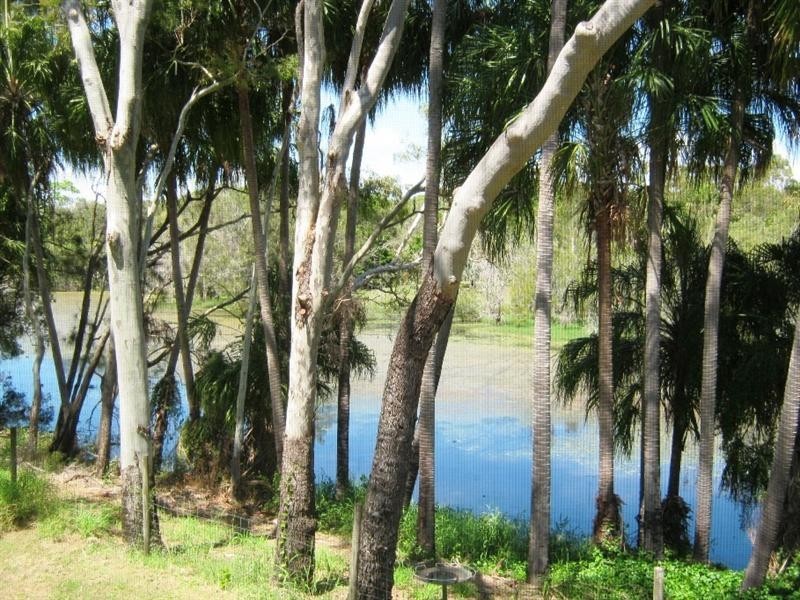 Moore Park Beach QLD 4670