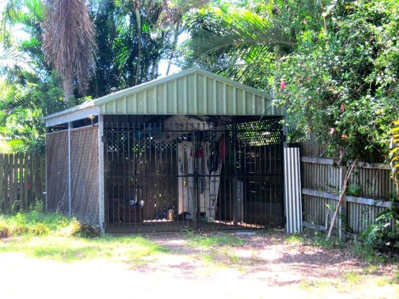 Moore Park Beach QLD 4670
