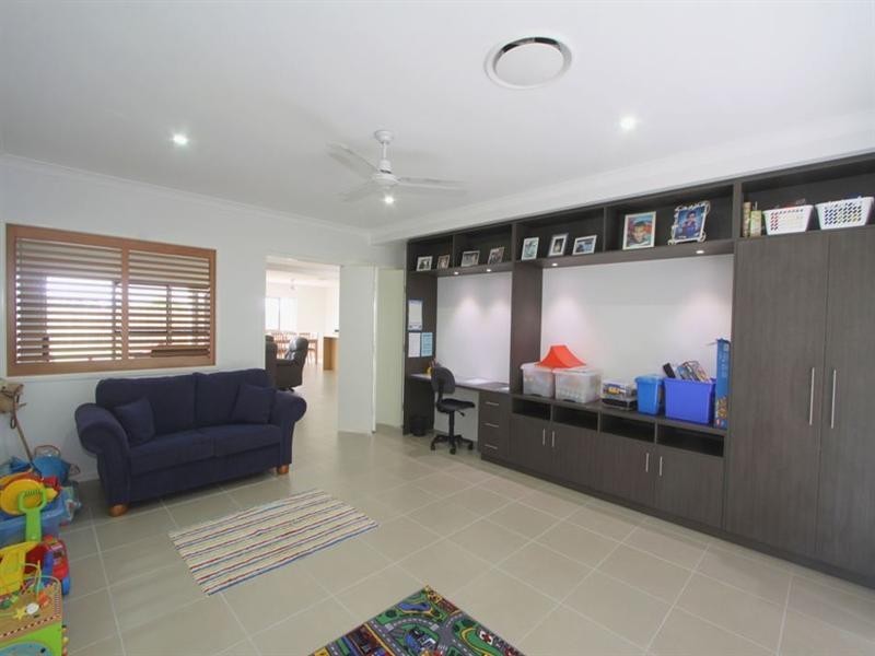 Innes Park QLD 4670