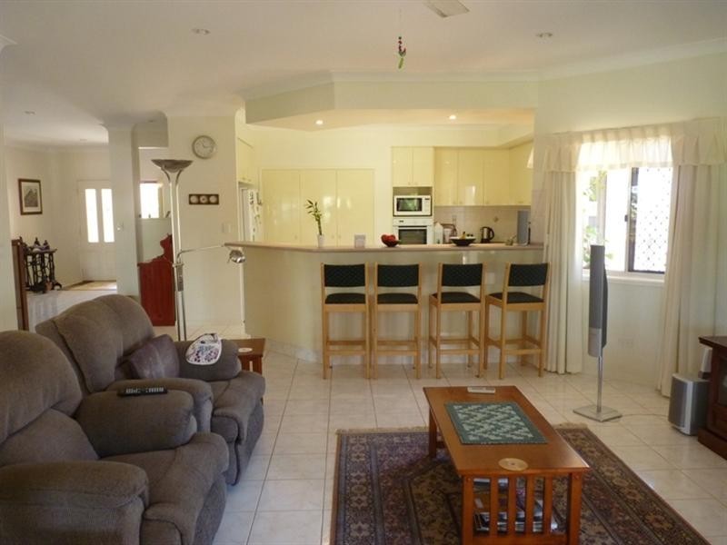 245 Barolin Esplanade, Coral Cove QLD 4670