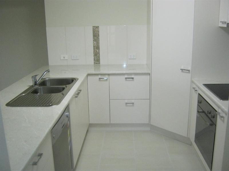 8 Avalon Street, Burnett Heads QLD 4670