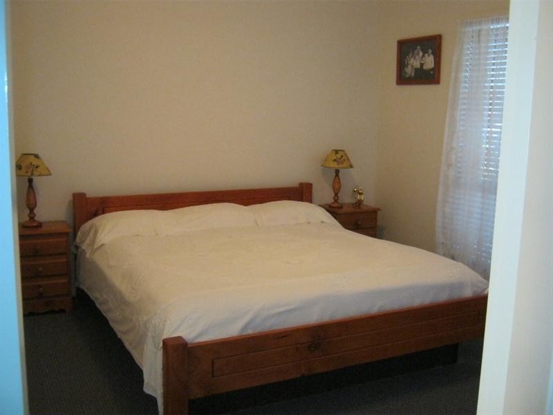 Coral Cove QLD 4670