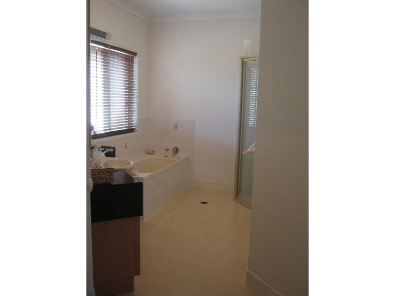Coral Cove QLD 4670