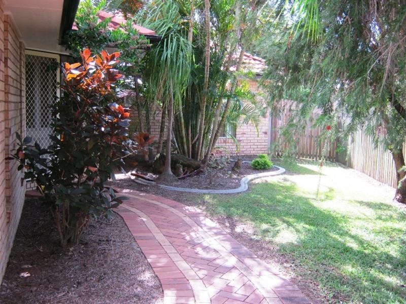 15 Woodglen Close, Bargara QLD 4670