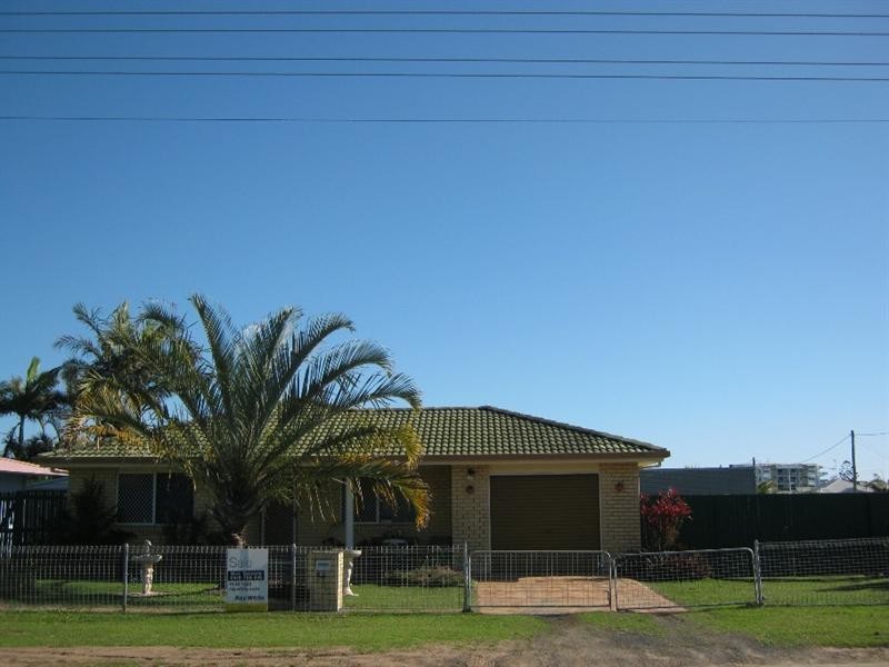 34 Clarke Street, Bargara QLD 4670