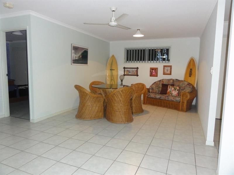 9 Cossart Crescent, Bargara QLD 4670