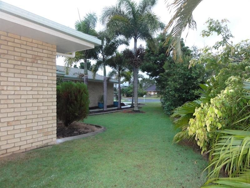 9 Cossart Crescent, Bargara QLD 4670