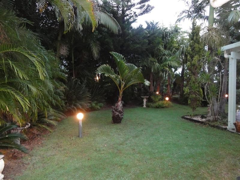 9 Cossart Crescent, Bargara QLD 4670