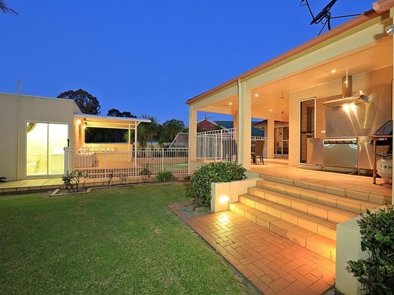 6 Lathouras Court, Bundaberg South QLD 4670