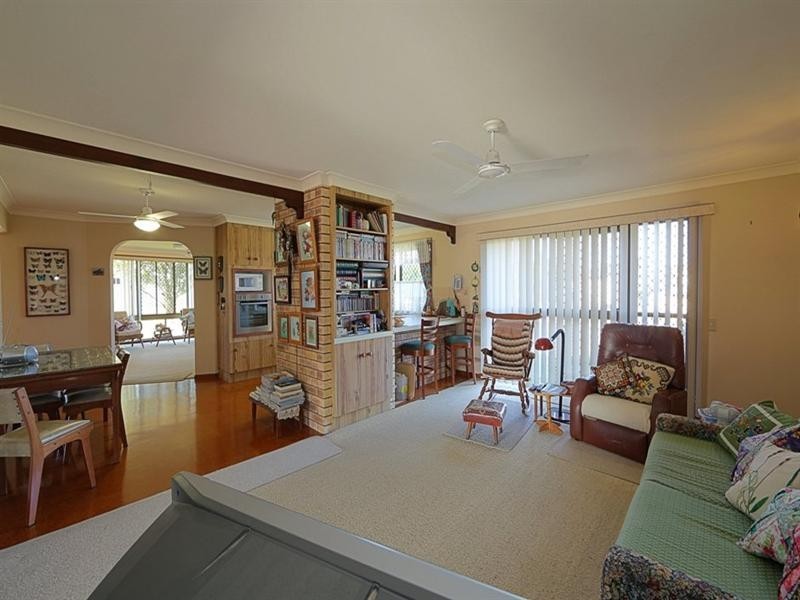 24 Oceanview Street, Bargara QLD 4670