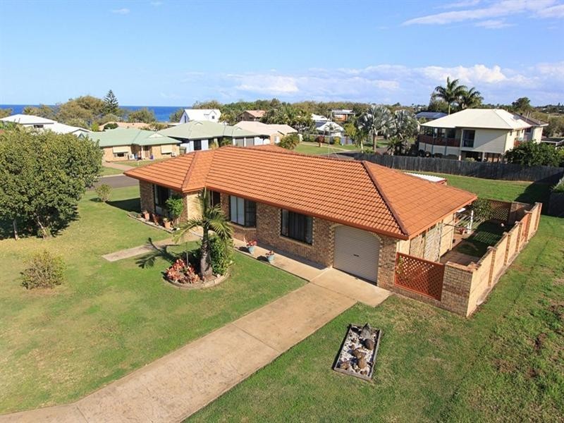 24 Oceanview Street, Bargara QLD 4670