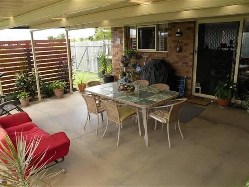 221 Barolin Esplanade, Coral Cove QLD 4670
