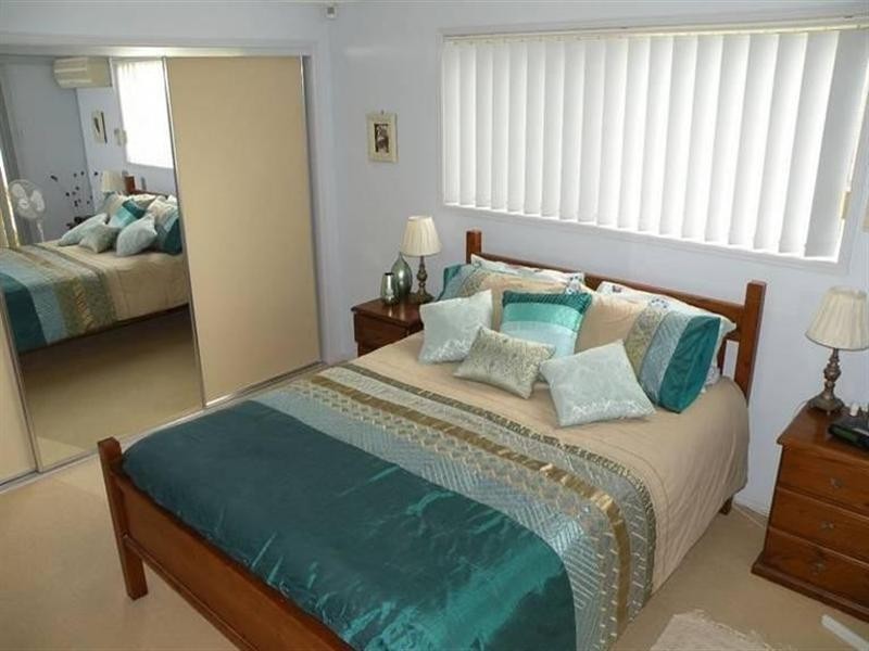 221 Barolin Esplanade, Coral Cove QLD 4670