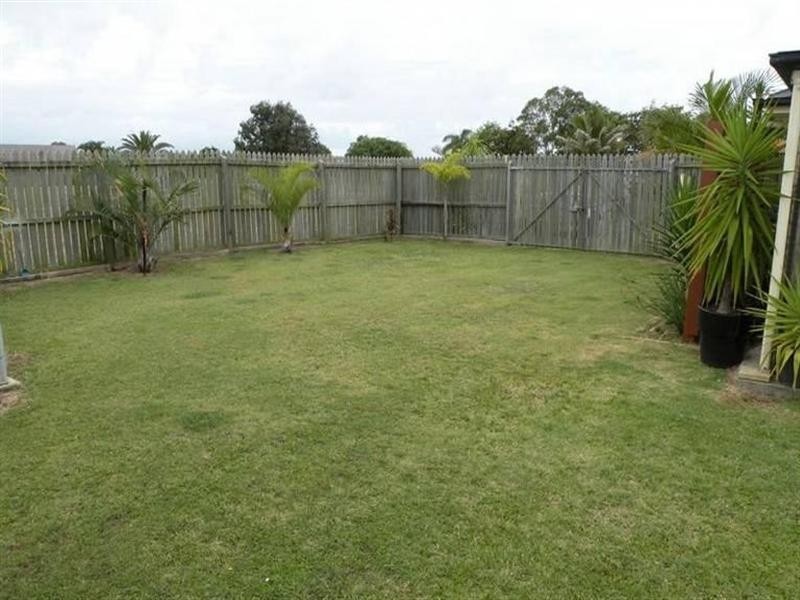 221 Barolin Esplanade, Coral Cove QLD 4670