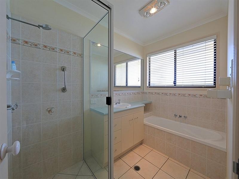 17 Palmer Avenue, Bargara QLD 4670