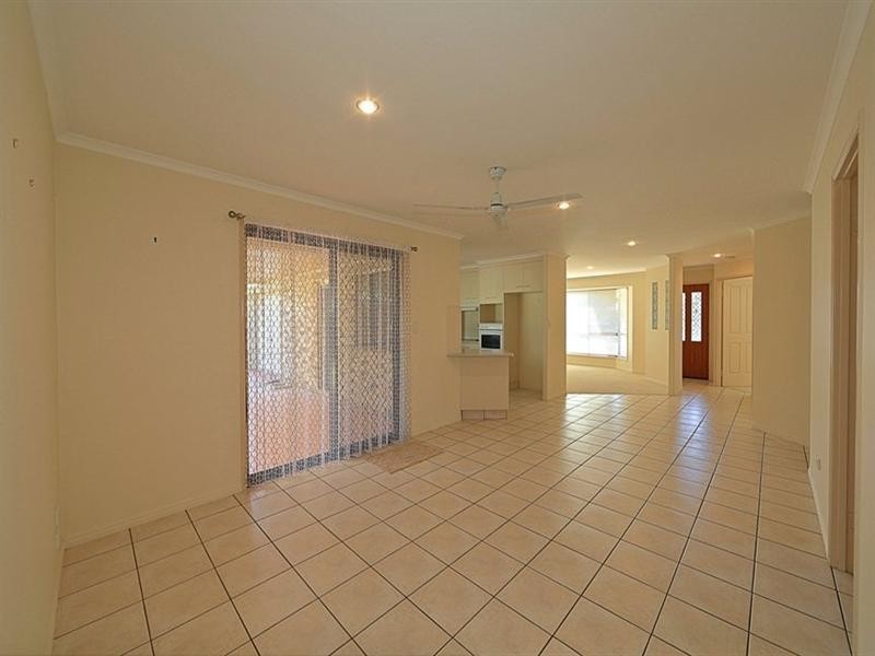 17 Palmer Avenue, Bargara QLD 4670
