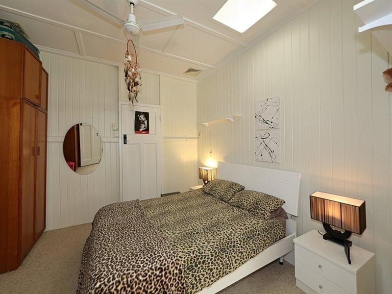 15 Hurst Street, Walkervale QLD 4670