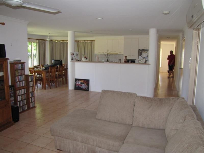 11 Lakeside Close, Bargara QLD 4670