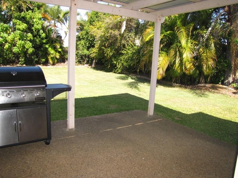 11 Lakeside Close, Bargara QLD 4670