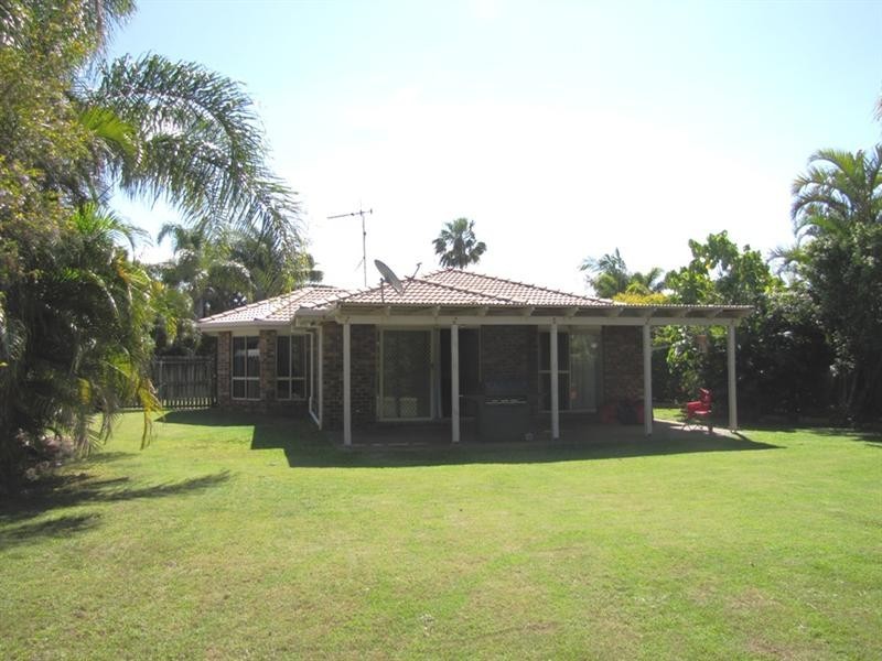 11 Lakeside Close, Bargara QLD 4670