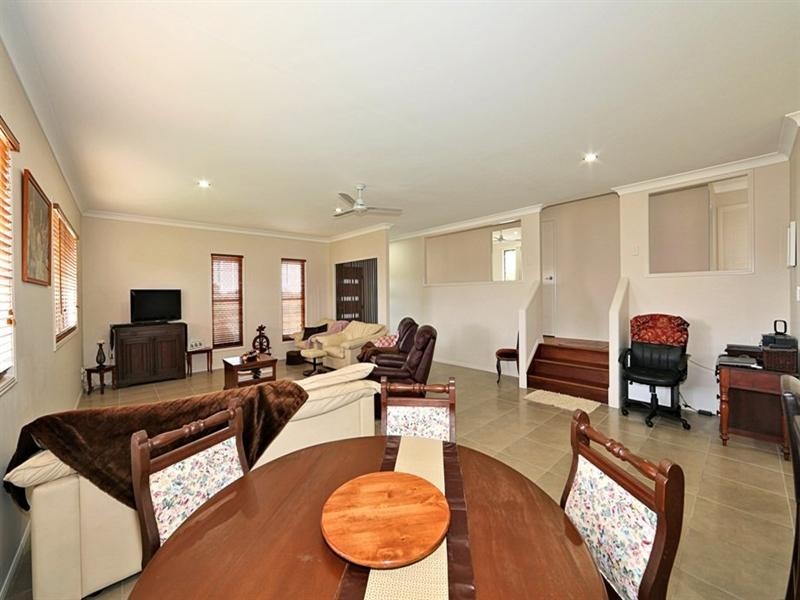 17 Orlabah Avenue, Innes Park QLD 4670