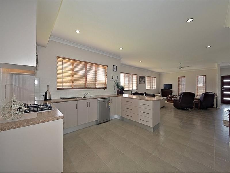17 Orlabah Avenue, Innes Park QLD 4670