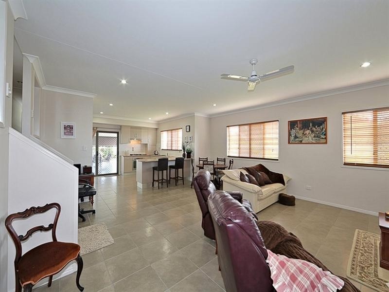 17 Orlabah Avenue, Innes Park QLD 4670
