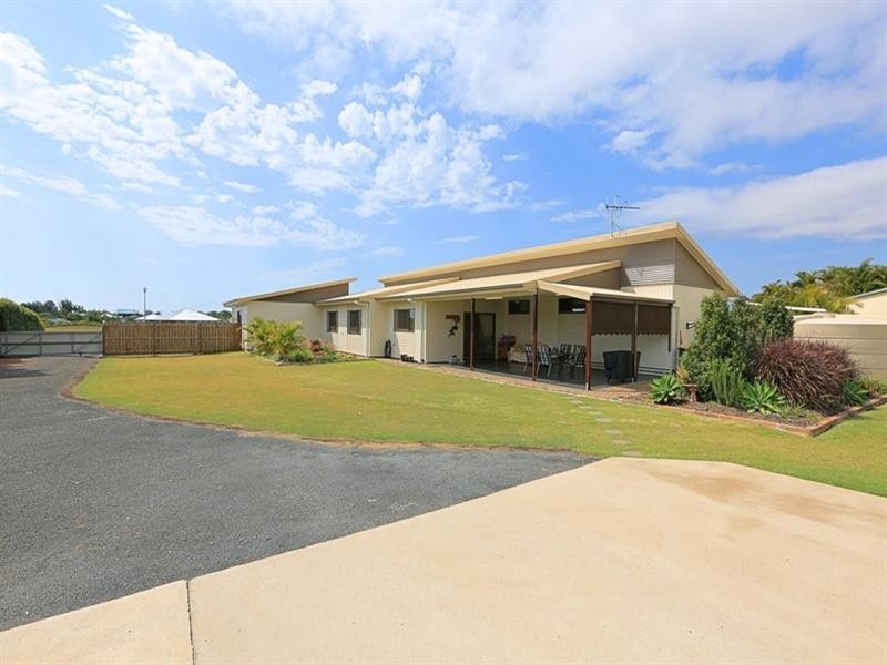 17 Orlabah Avenue, Innes Park QLD 4670