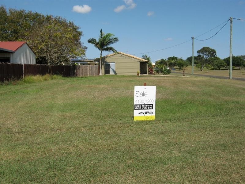 79 Shelley Street, Burnett Heads QLD 4670